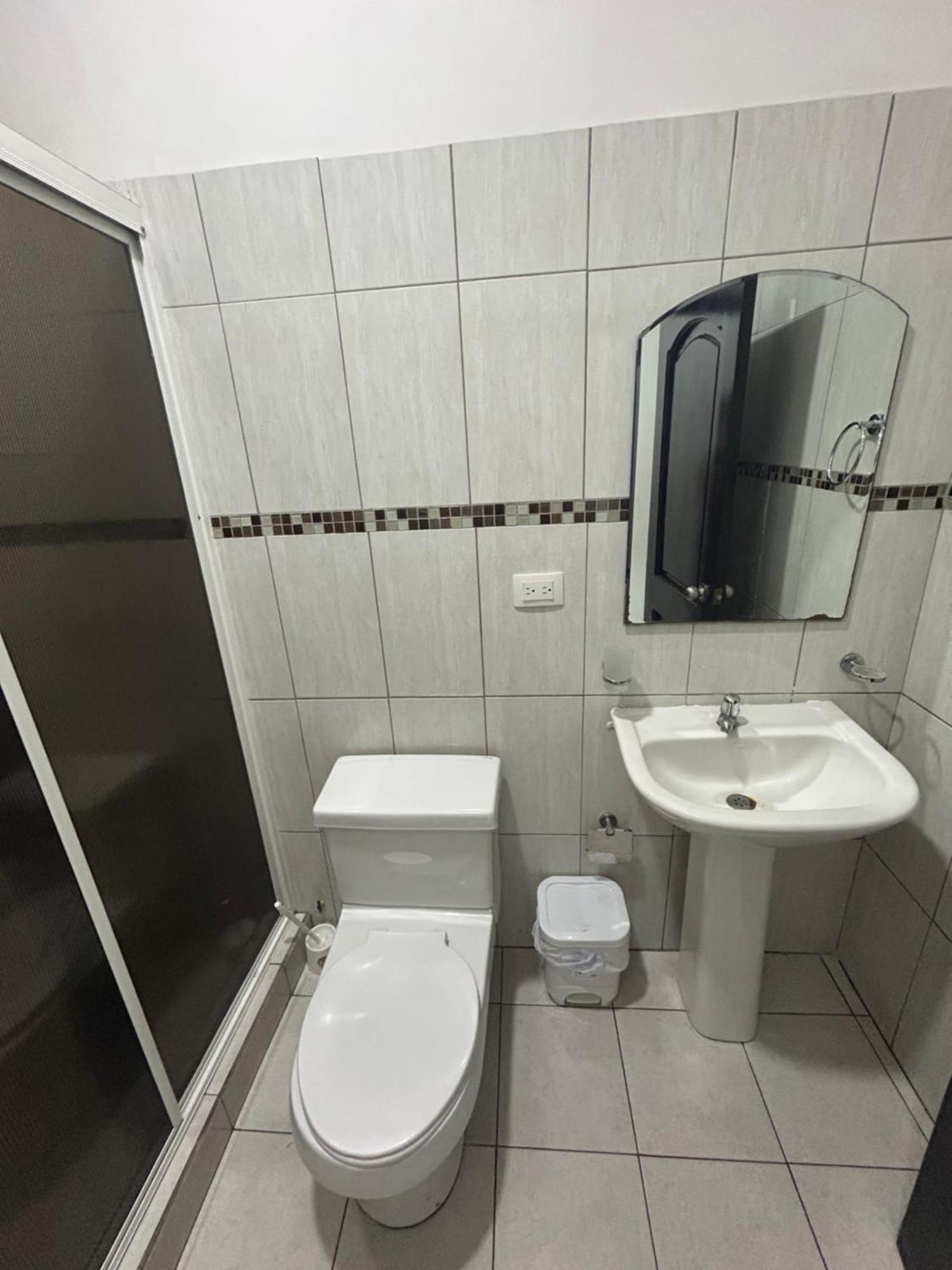 Departamentos De 2 Y 3 Habitaciones En El Centro De Манта Екстер'єр фото